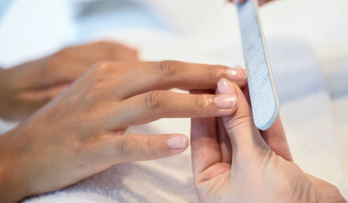 Russian E-File Dry Manicure