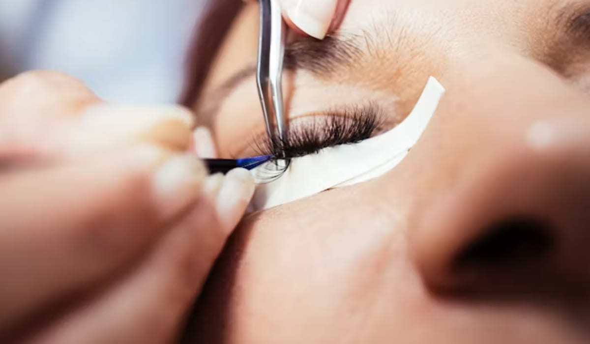 Bespoke Classic Lash Isolation